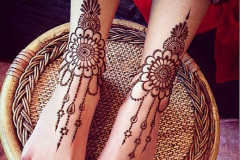 Mehndi designs for feet