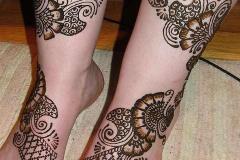 Mehndi designs for feet