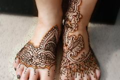 Mehndi designs for feet