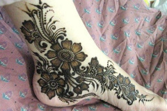 Mehndi designs for feet