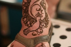 Mehndi designs for feet