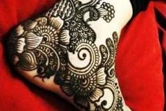 Mehndi designs for feet