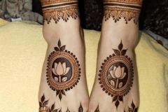 Mehndi designs for feet