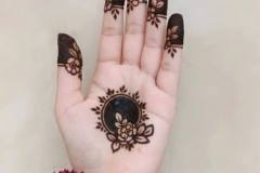 Simpe Mehndi designs