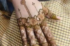 Simpe Mehndi designs
