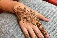 Simpe Mehndi designs